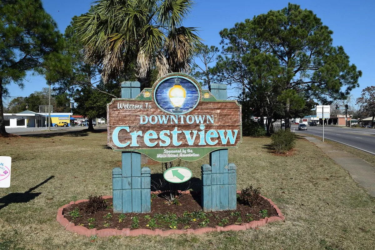 Downtown Crestview Sign | Air Conditioning Repair in Crestview| Emerald Coast Air Conditioning and Heating | AirConditioningRepairPensacola.com